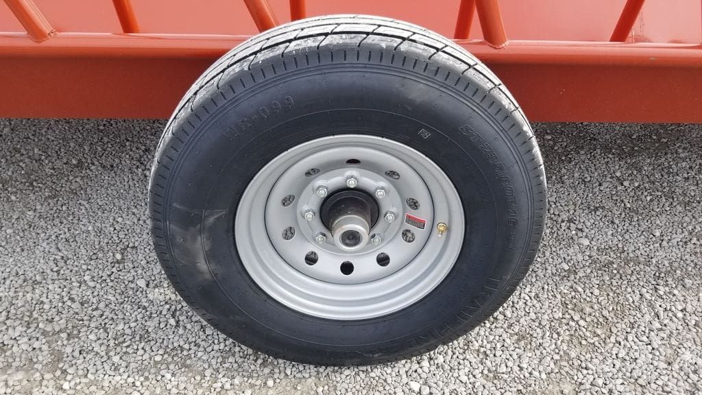 DH 20 ft Feeder Wagon_004