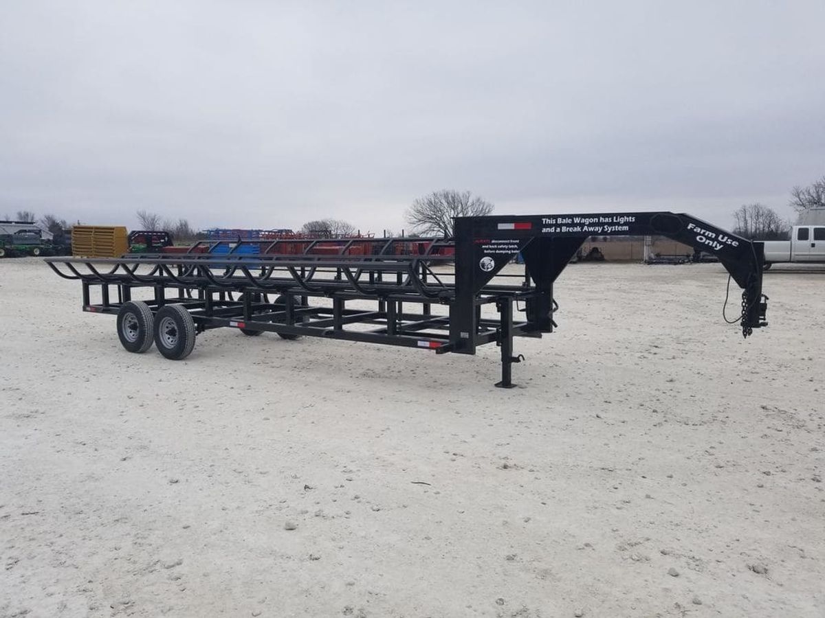 Industrias America 12X4 Double Dump Hay Trailer_004