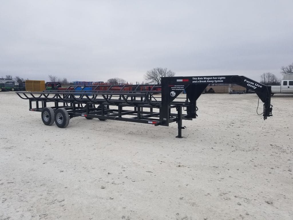 Industrias America 12X4 Double Dump Hay Trailer_004