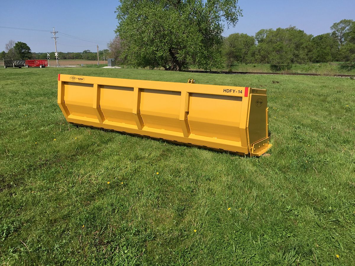 Henke Buffalo 14′ Heavy Duty Feedyard 3-Point Scraper w:Skids_4690