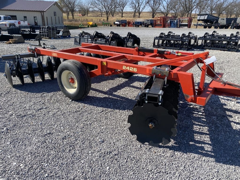 Industrias America Disk 2426 Offset Accessible Carousel_004