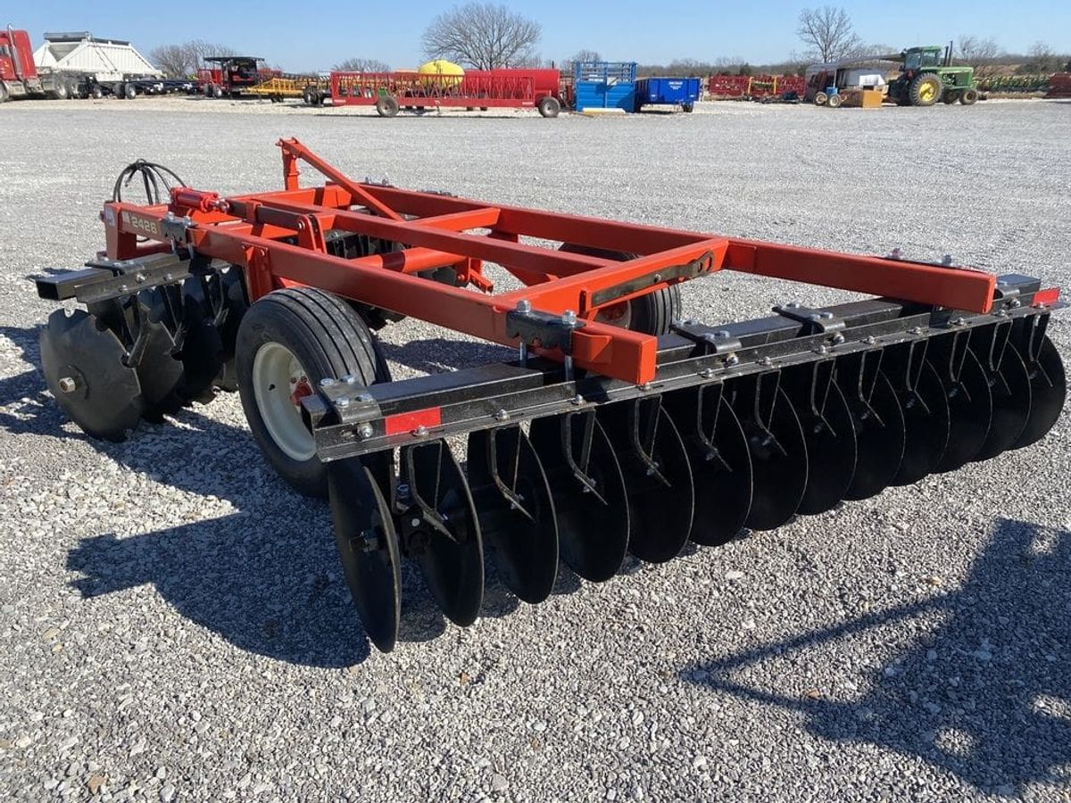 Industrias America Disk 2426 Offset Accessible Carousel_011