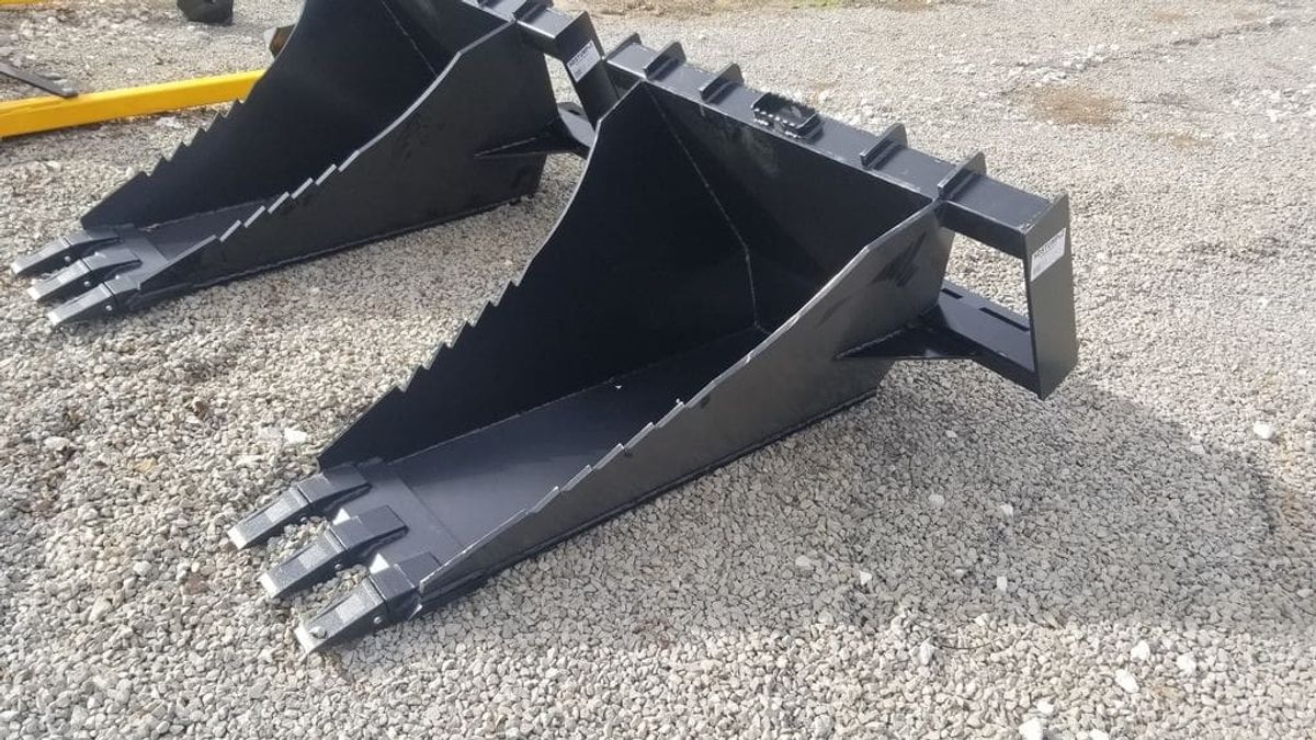 Titan Extreme Heavy-Duty Stump Bucket