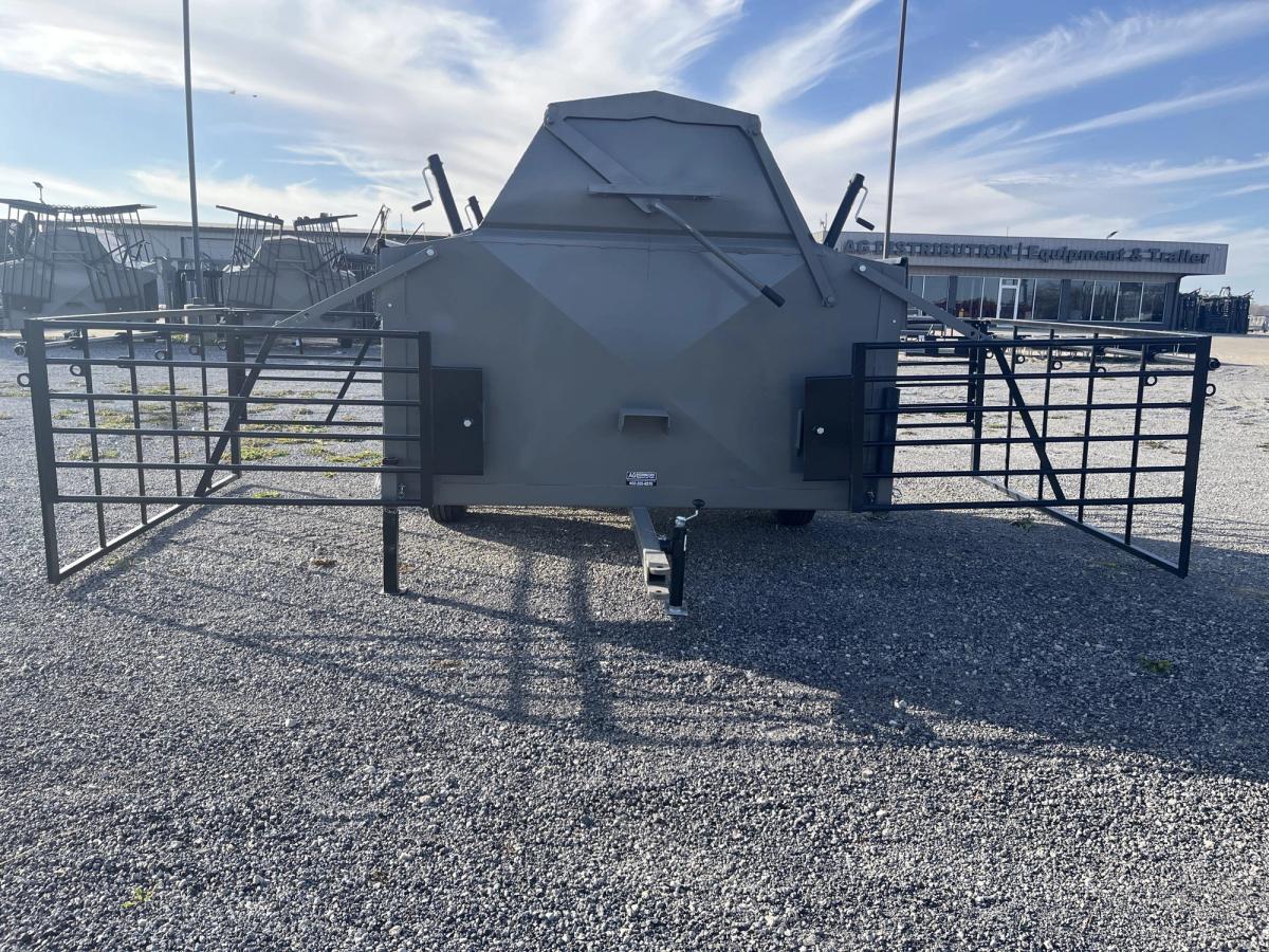 Ranch Boss Portable Creep Feeder w/ Panels & Rain Shield