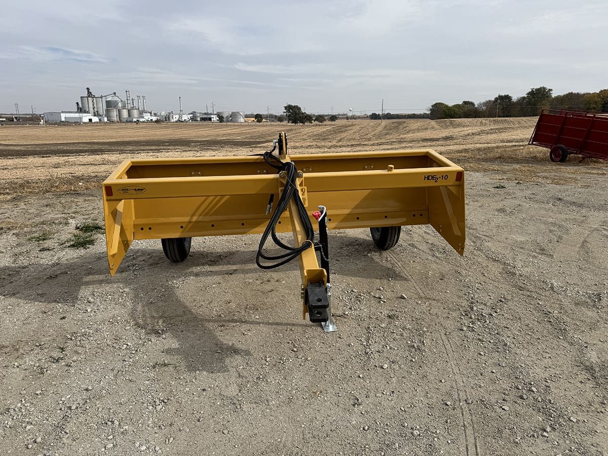 IMG_1877_Henke Buffalo 10′ Heavy Duty Estate II Scraper