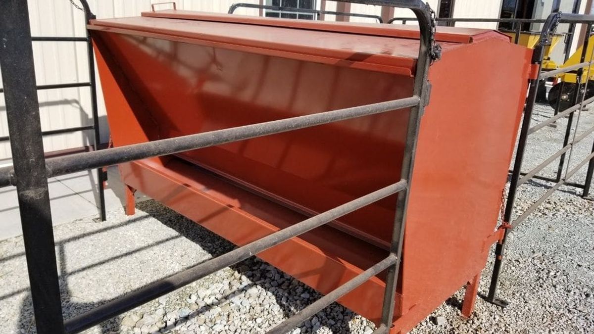 DH 800 Creep Feeder w: Panels_003