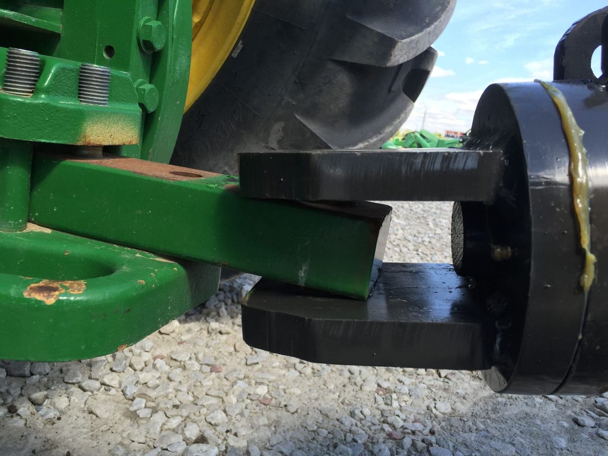 Henke Buffalo 12′ Feedyard Scraper-011