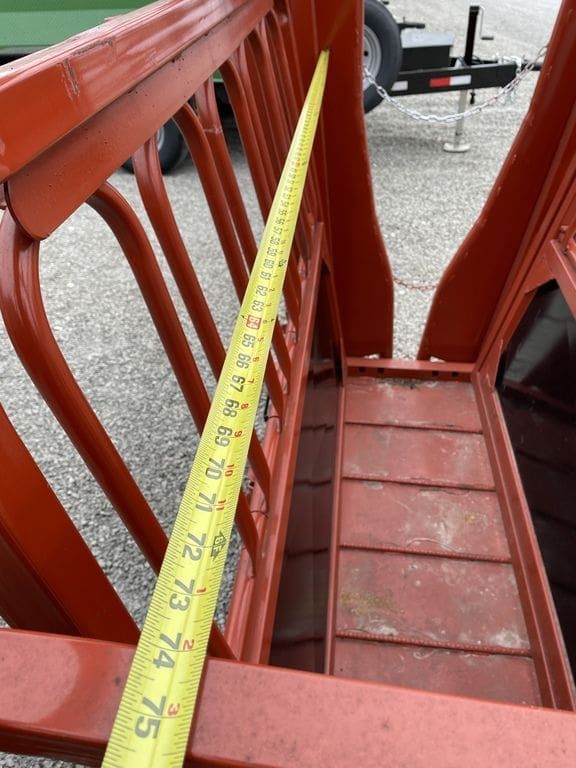 DH Economy Cattle Chute_010