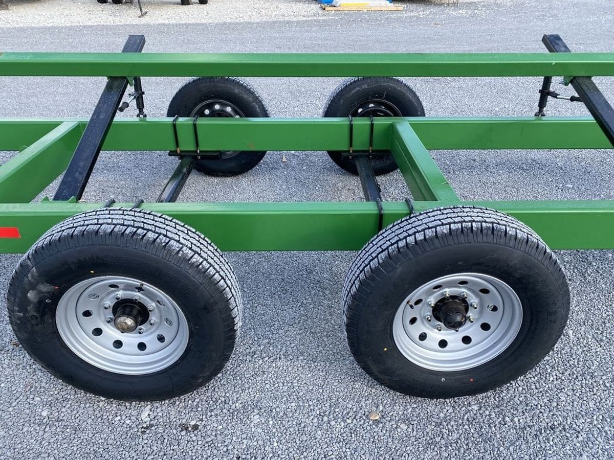 Industrias America 842R Hay Bale Header Trailer_005