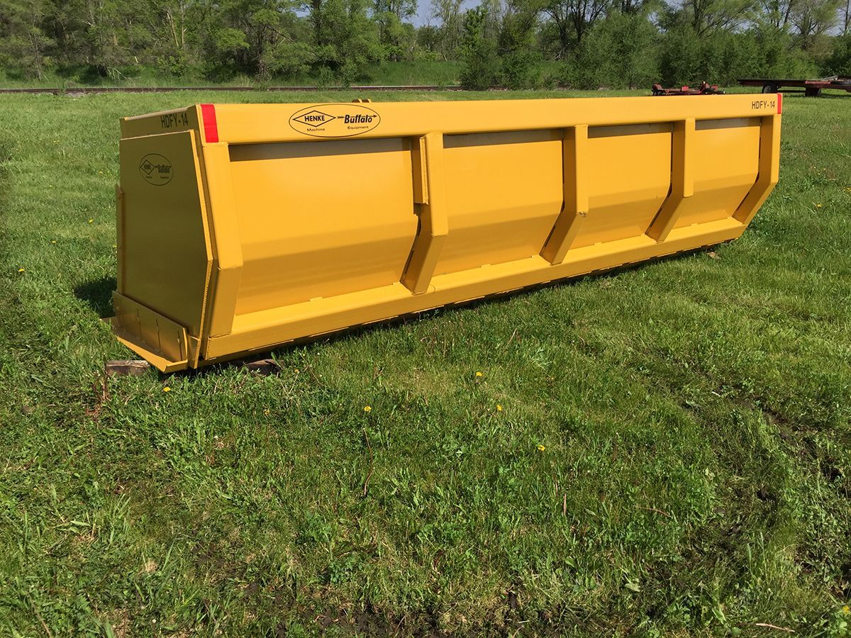 Henke Buffalo 14′ Heavy Duty Feedyard 3-Point Scraper w:Skids_4698