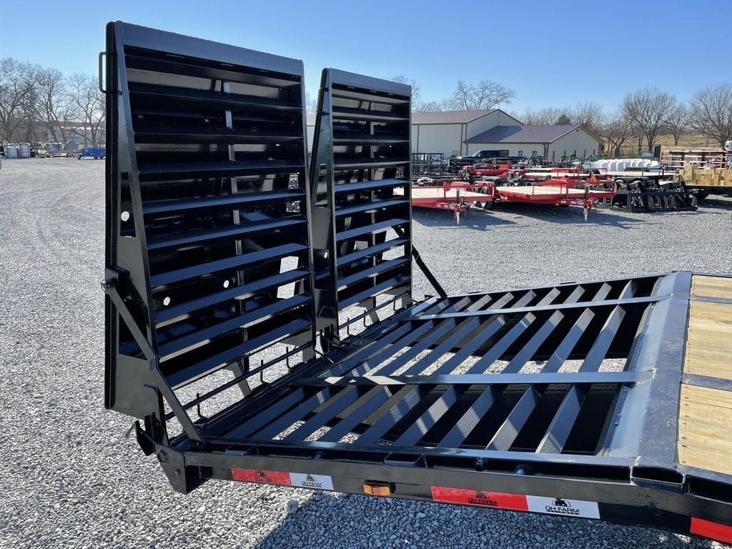 DH Trailers 35 ft Low Pro GN Flatbed Trailer_011