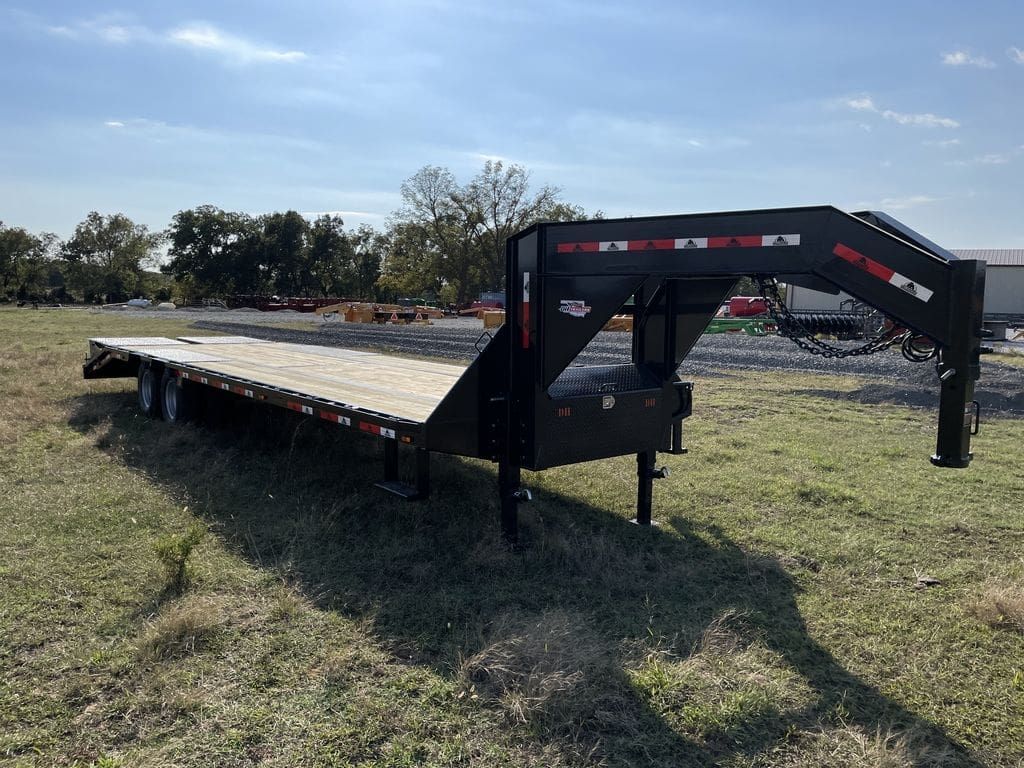 DH Trailers 32 ft Tandem Low Pro GN Flatbed_02