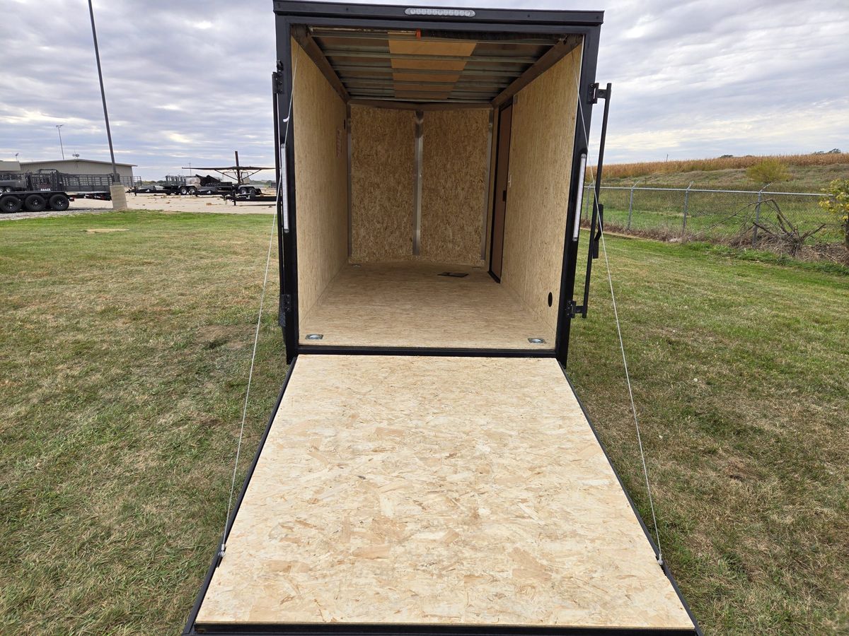 Formula 12 FT Traverse Cargo