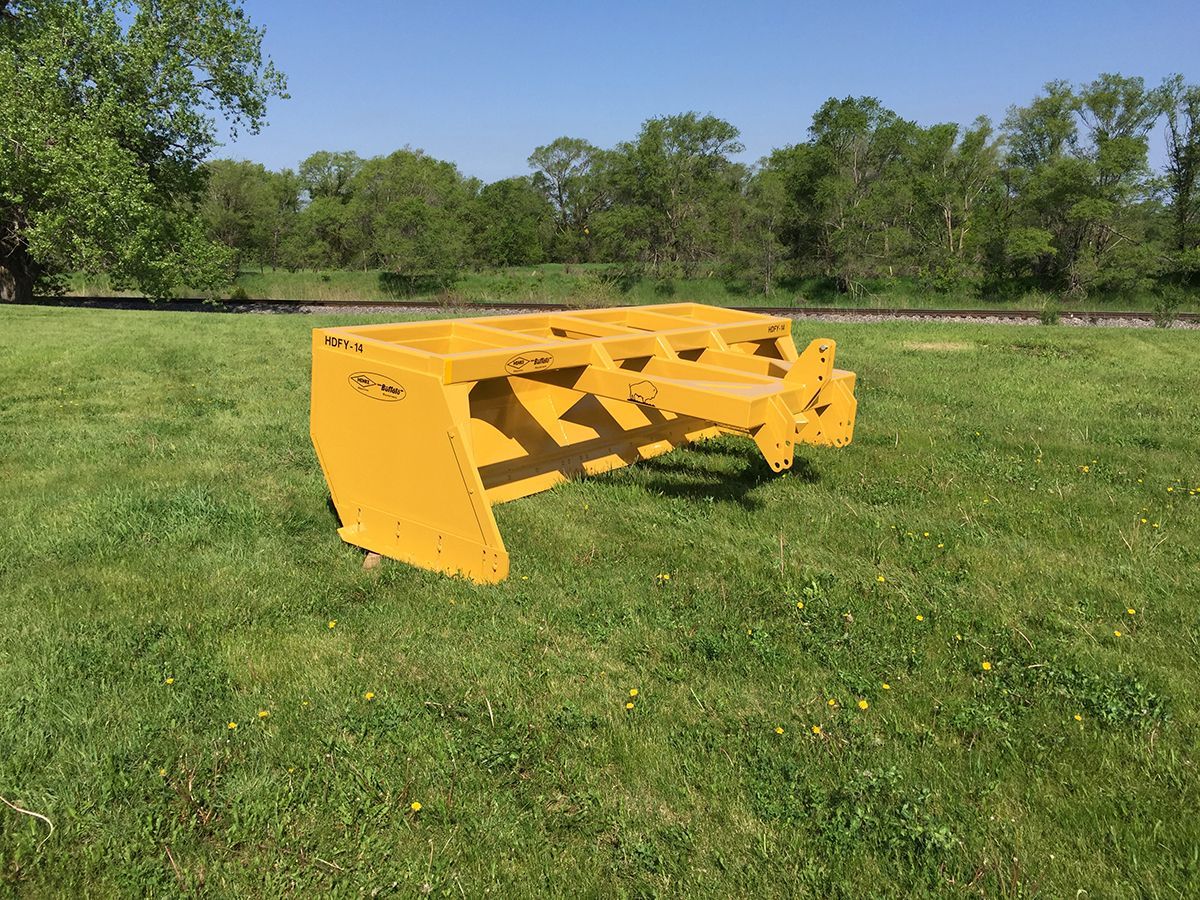 Henke Buffalo 14′ Heavy Duty Feedyard 3-Point Scraper w:Skids_4641