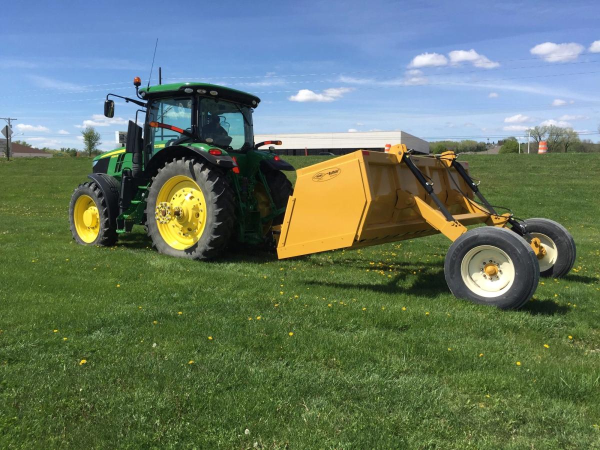 Henke Buffalo 12′ Feedyard Scraper-009