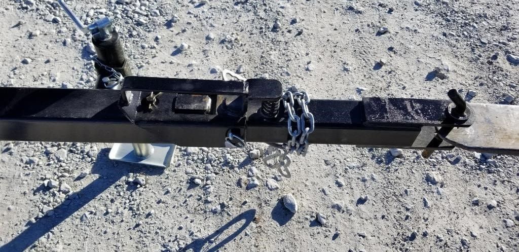 Industrias America 836R Hay Bale Header Trailer_004