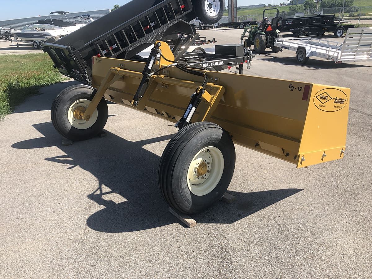 IMG_7367_Henke Buffalo 12′ Estate II Scraper