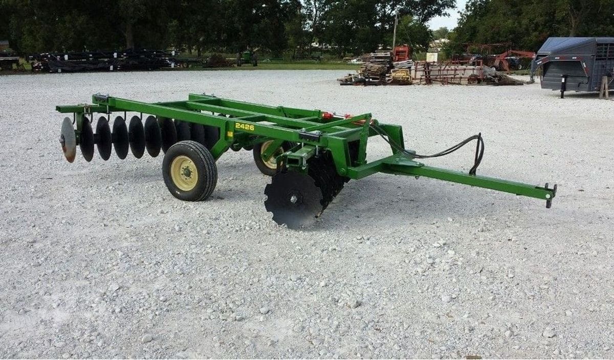 Industrias America Disk 2426 Offset Accessible Carousel_012