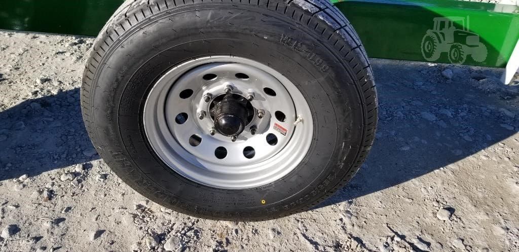 Industrias America 836R Hay Bale Header Trailer_010