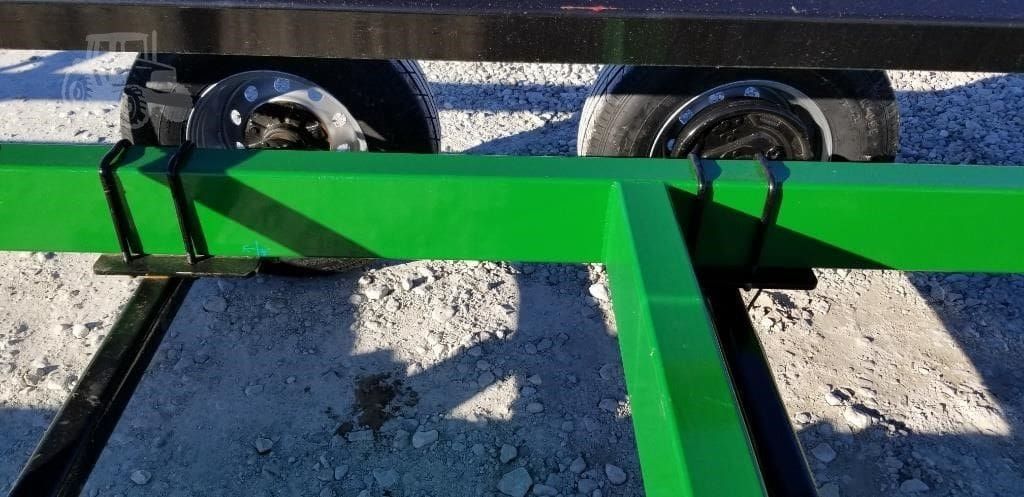 Industrias America 836R Hay Bale Header Trailer_009