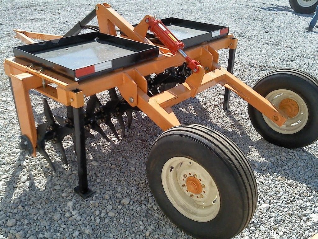 Industrias America 8VPT Pasture Aerator_002
