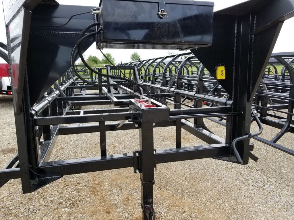 Industrias America 18×4 Hydraulic Latch, Double Wide Hay Bale Trailer_002