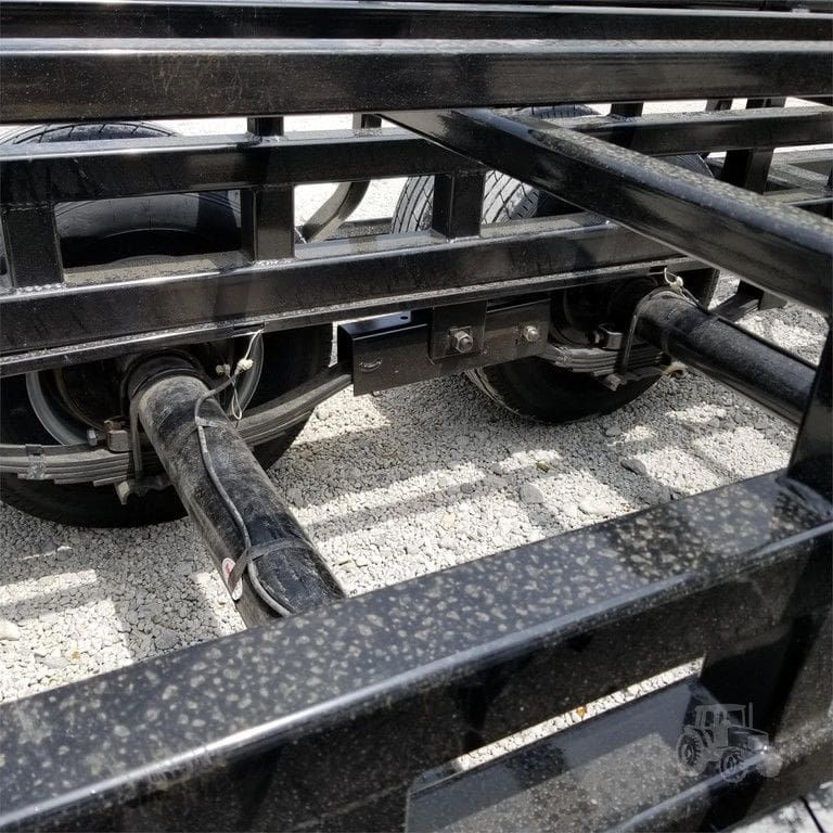 Industrias America 20X4 Double Wide Hydraulic Latch Hay Bale Trailer_008