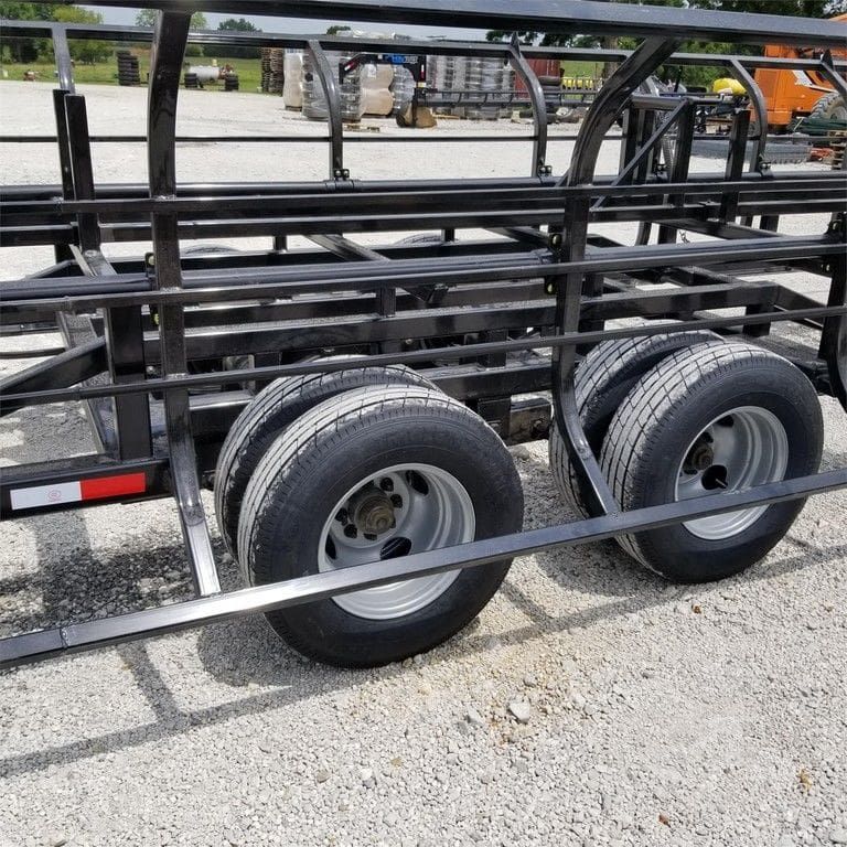 Industrias America 20X4 Double Wide Hydraulic Latch Hay Bale Trailer_006