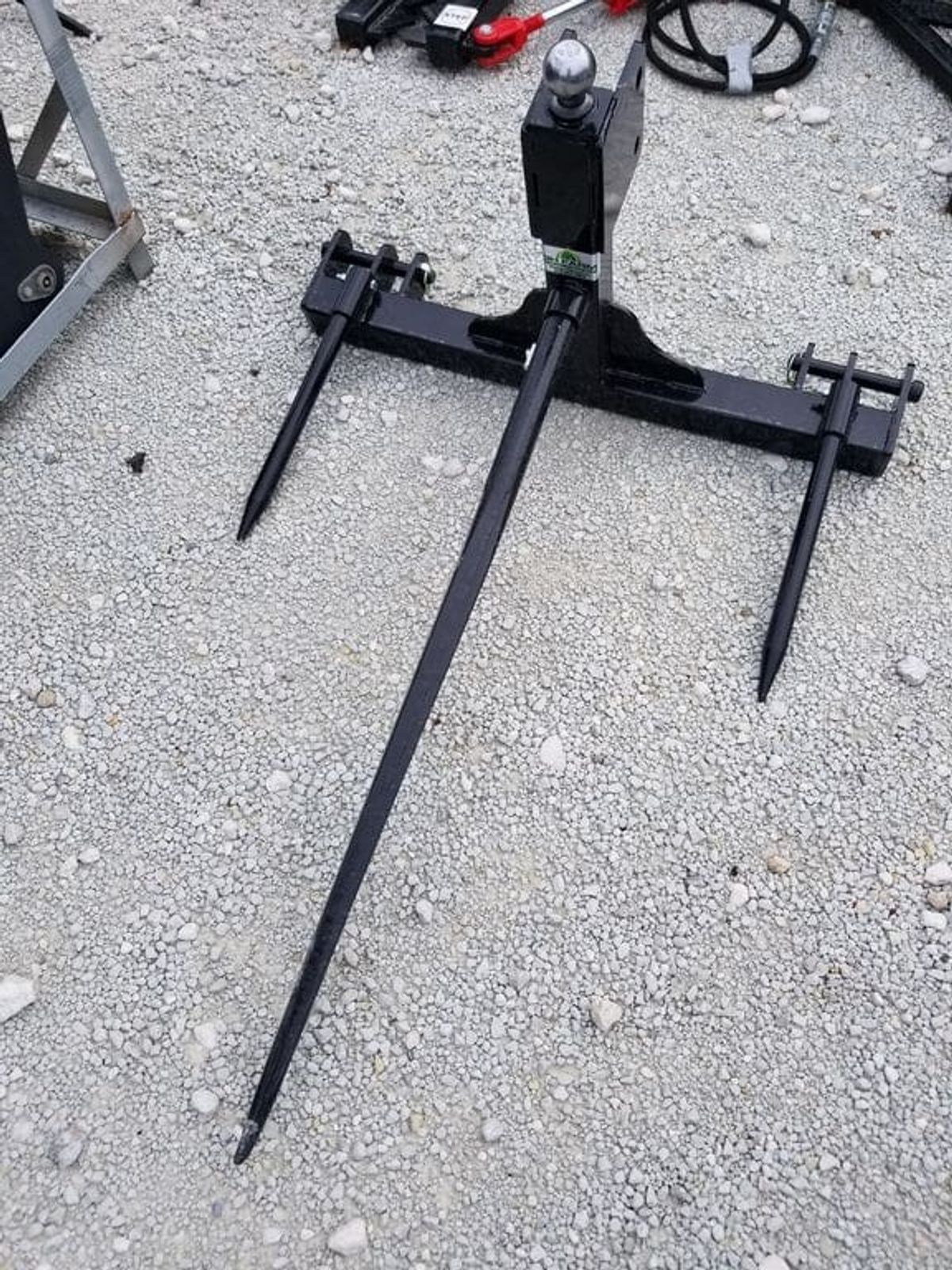 DH 3PT1 Bale Spear_002