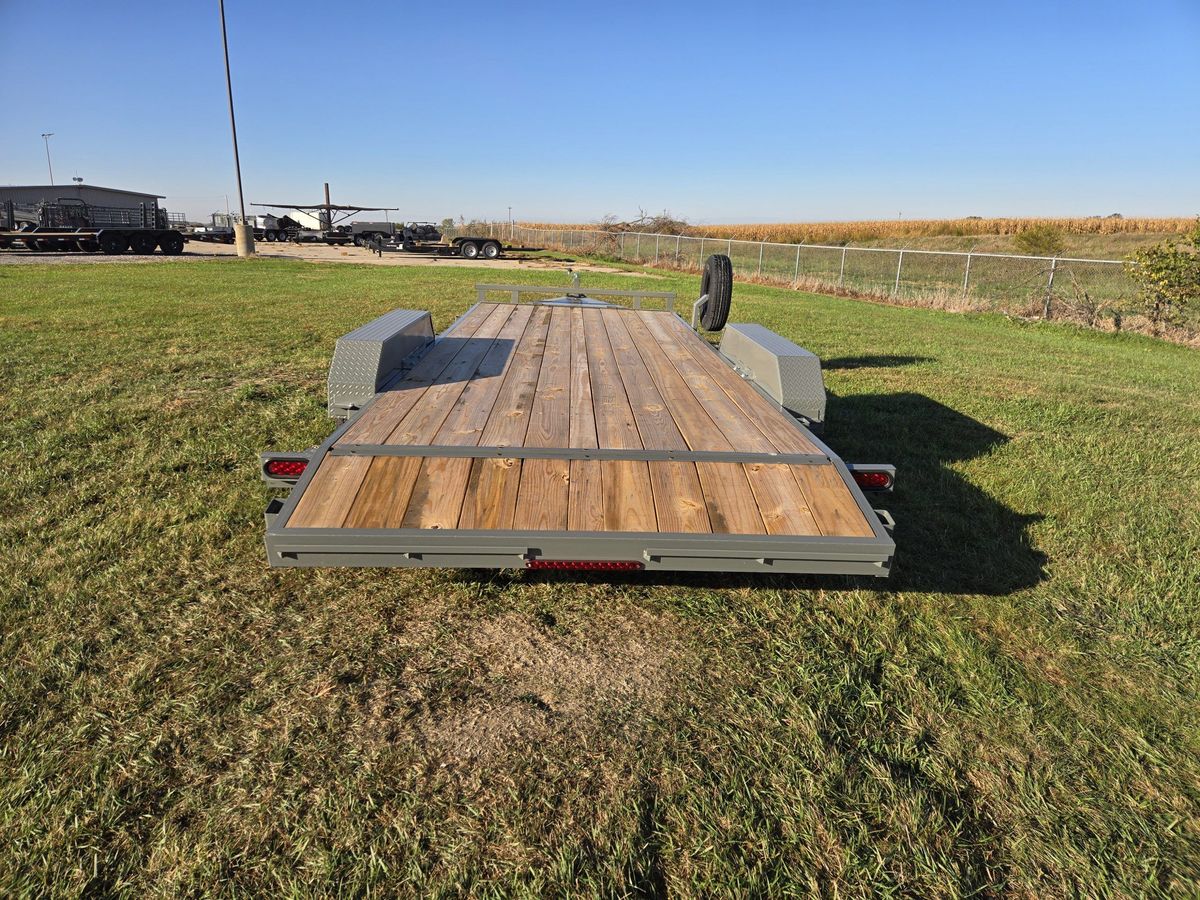 Bison 7K 20 FT Car Hauler