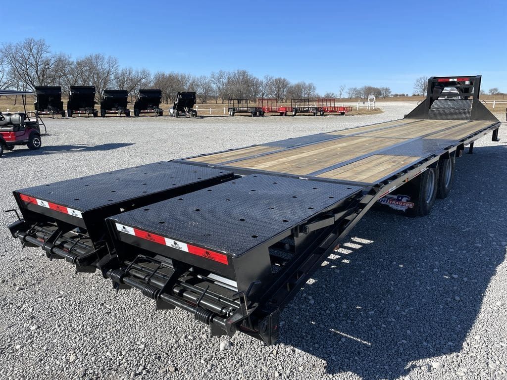DH Trailers 35 ft Low Pro GN Flatbed Trailer_008