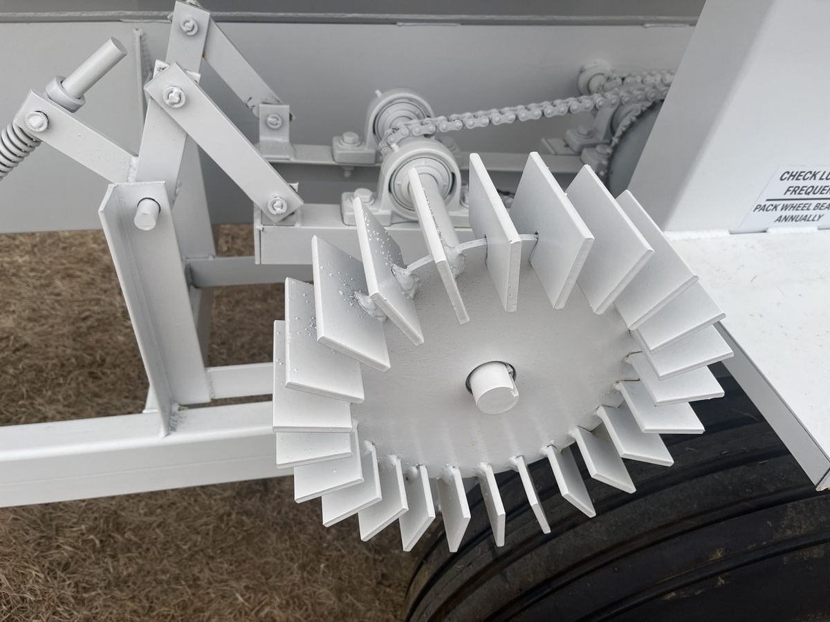 Trip Hopper 300 LBS Trailer Model Ground Drive