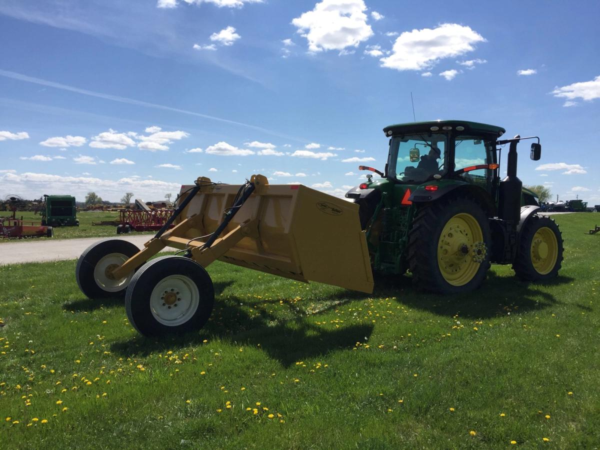 Henke Buffalo 12′ Feedyard Scraper-008