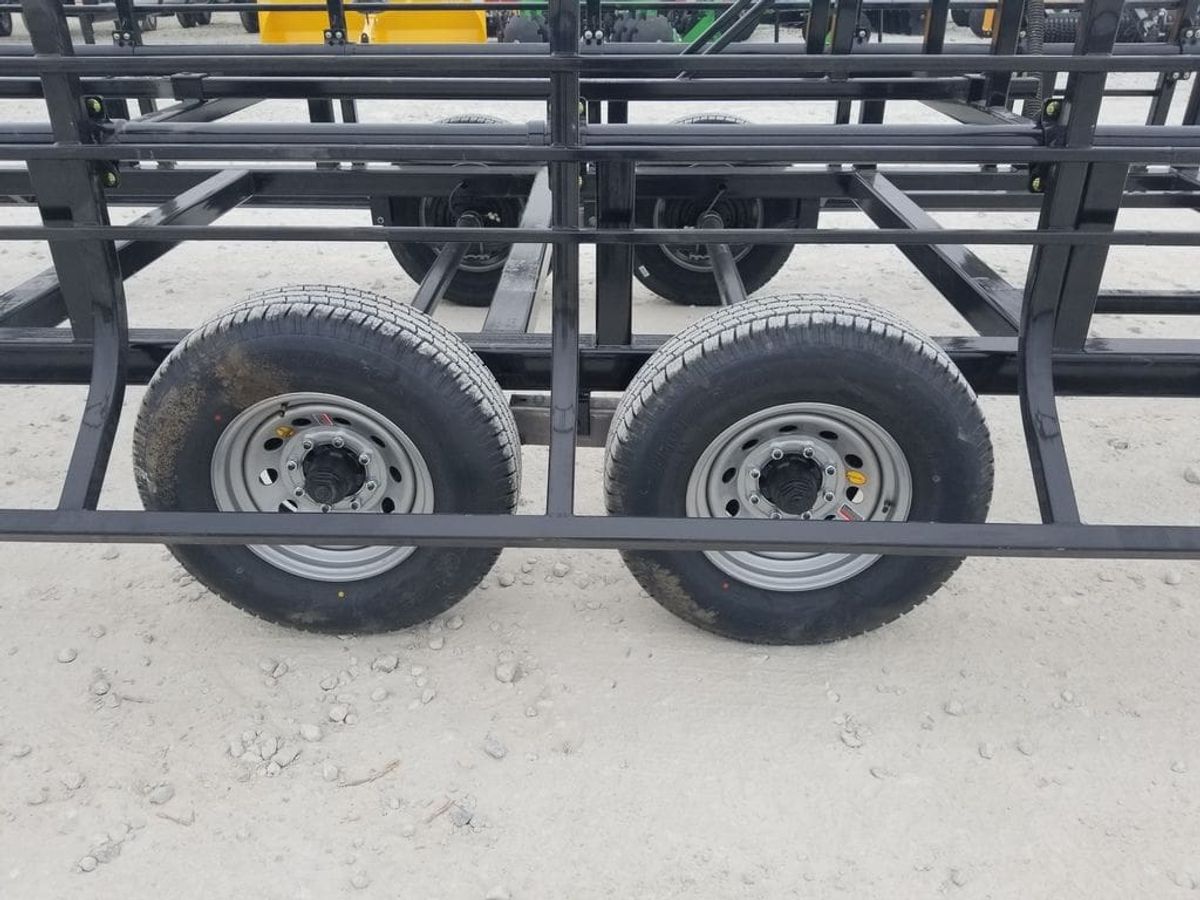 Industrias America 12X4 Double Dump Hay Trailer_007