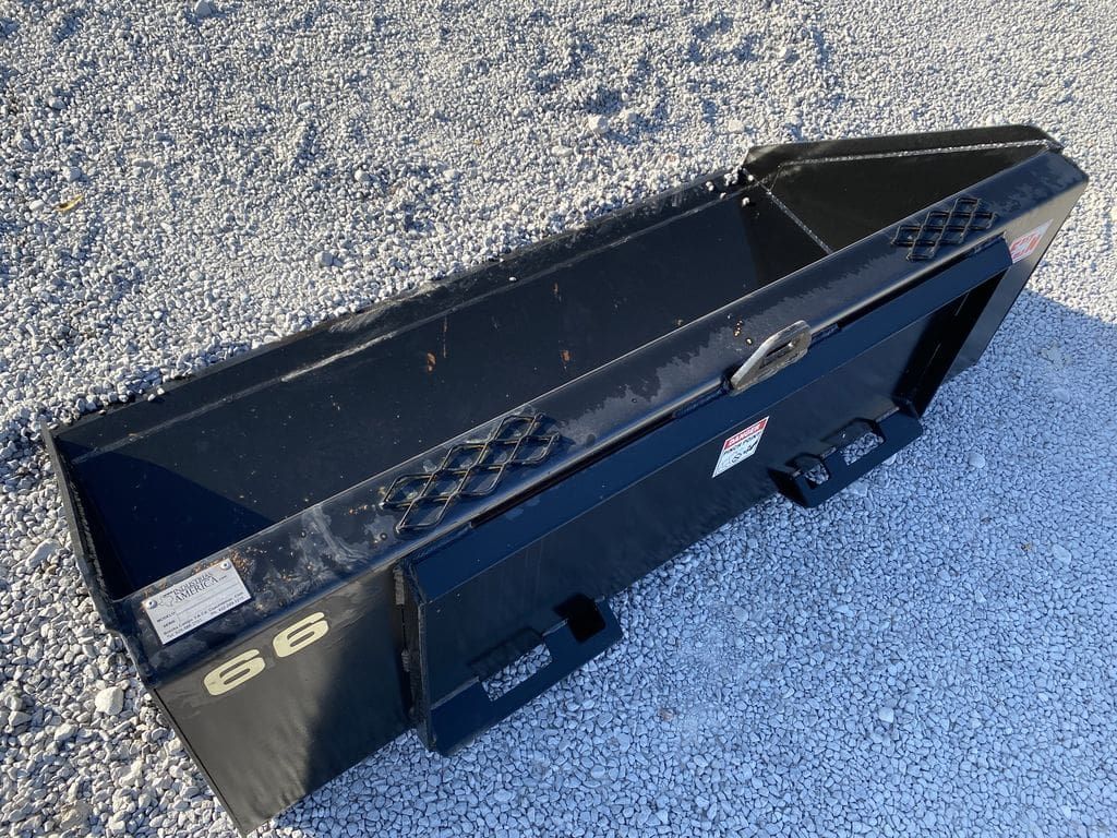 Industrias America 66 Skid Steer Bucket_006