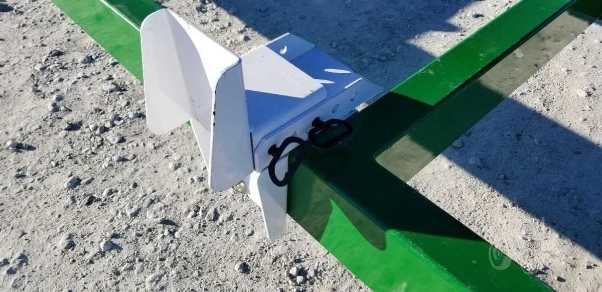 Industrias America 836R Hay Bale Header Trailer_011