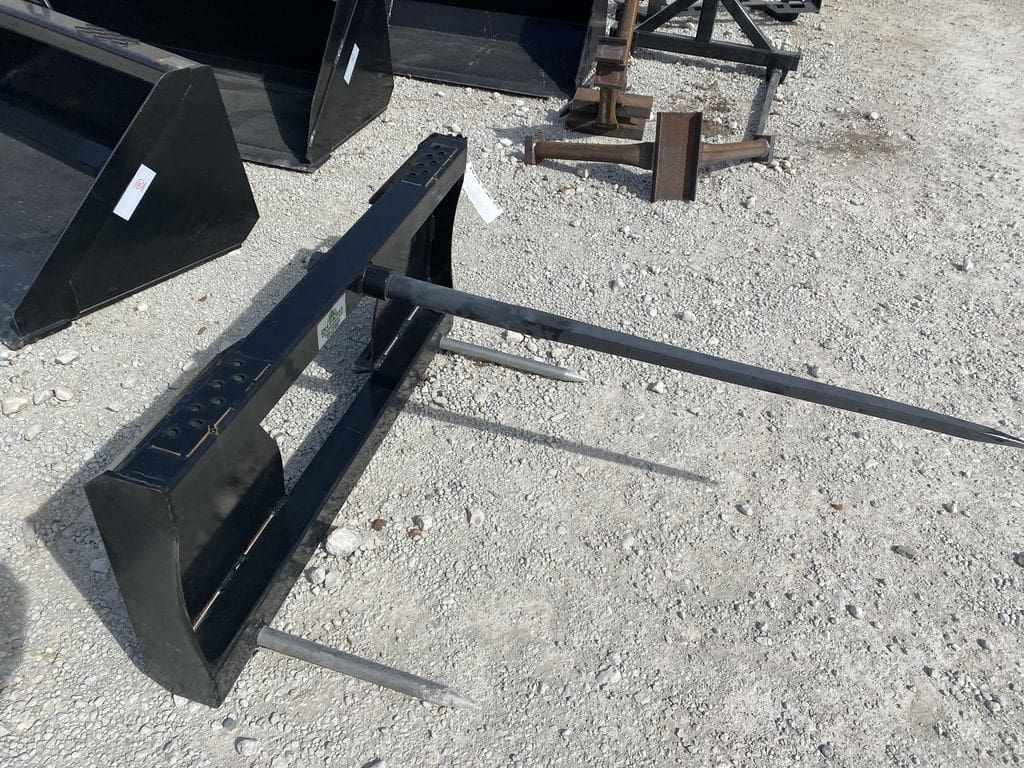 Ranch Boss Single Bale Spear Skid Steer Quick Attachment