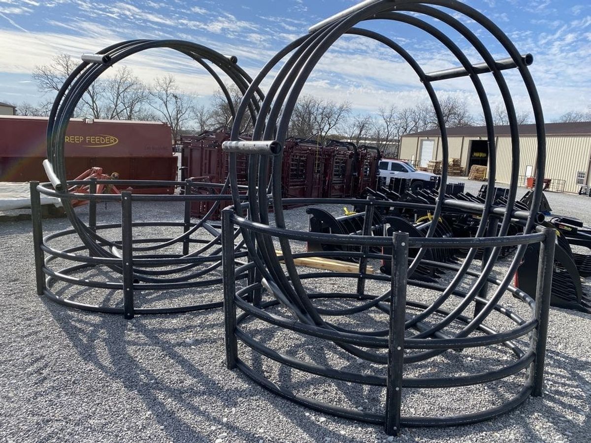 Poly Hay Ring for Cattle_005