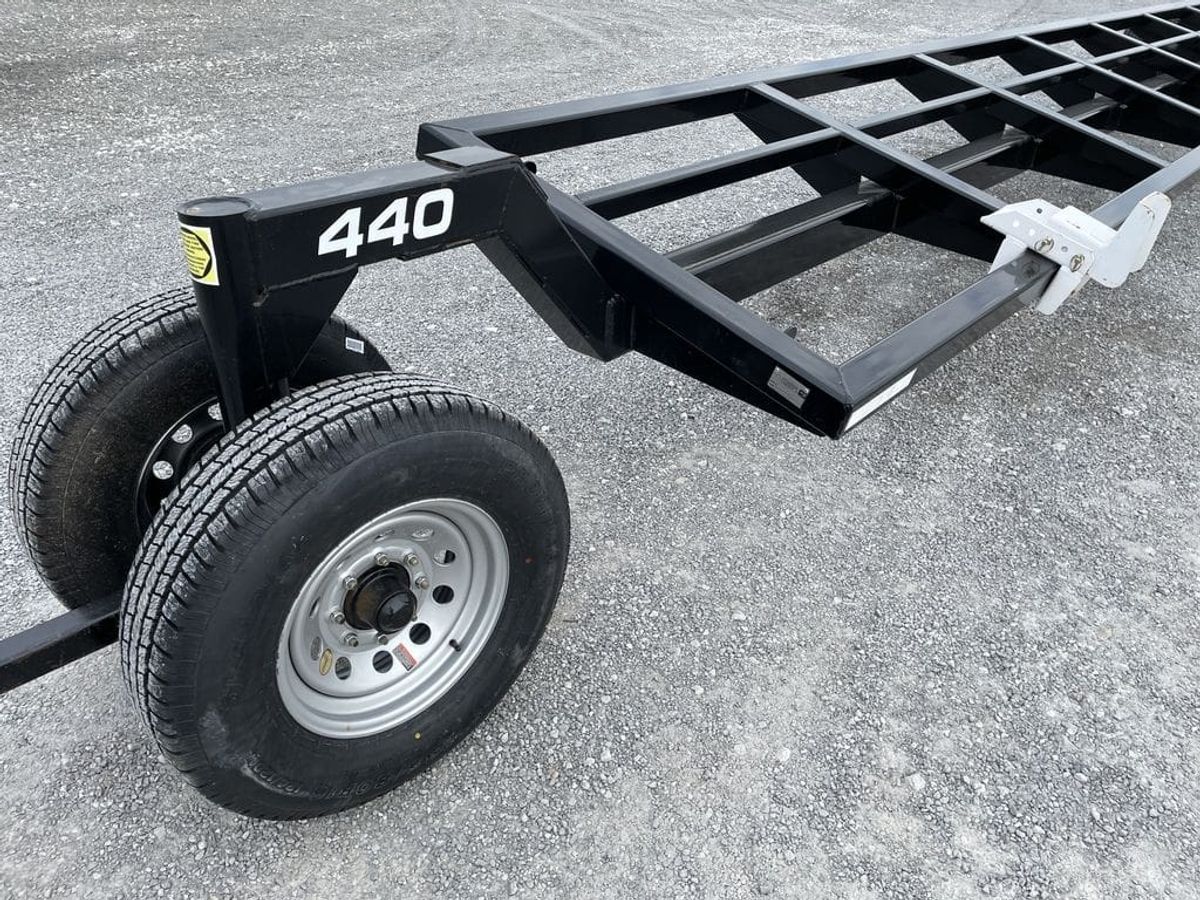 Industrias America 440 Header Hay Bale Transport Trailer_011