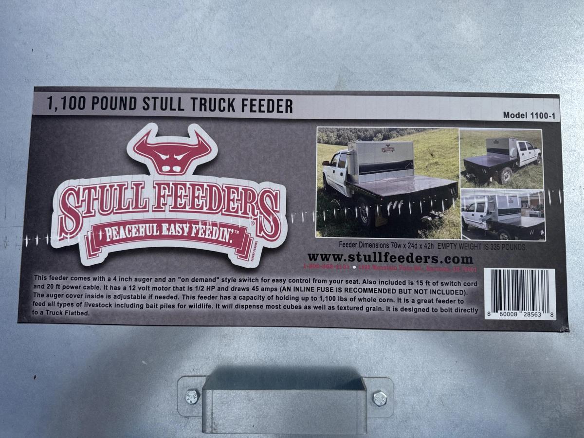 Stull Feeders 1100 LBS Grain/Cube Auger Feed Hopper