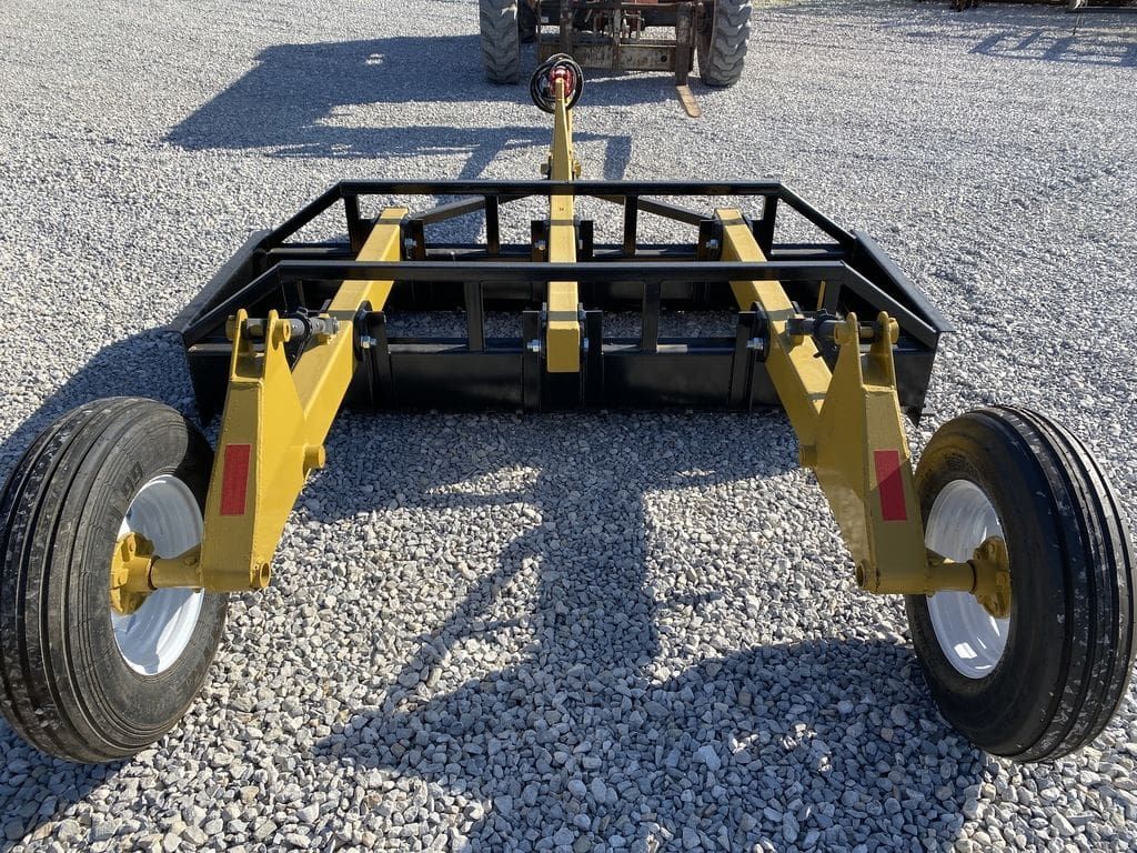 Industrias America 8′ Land Plane_004