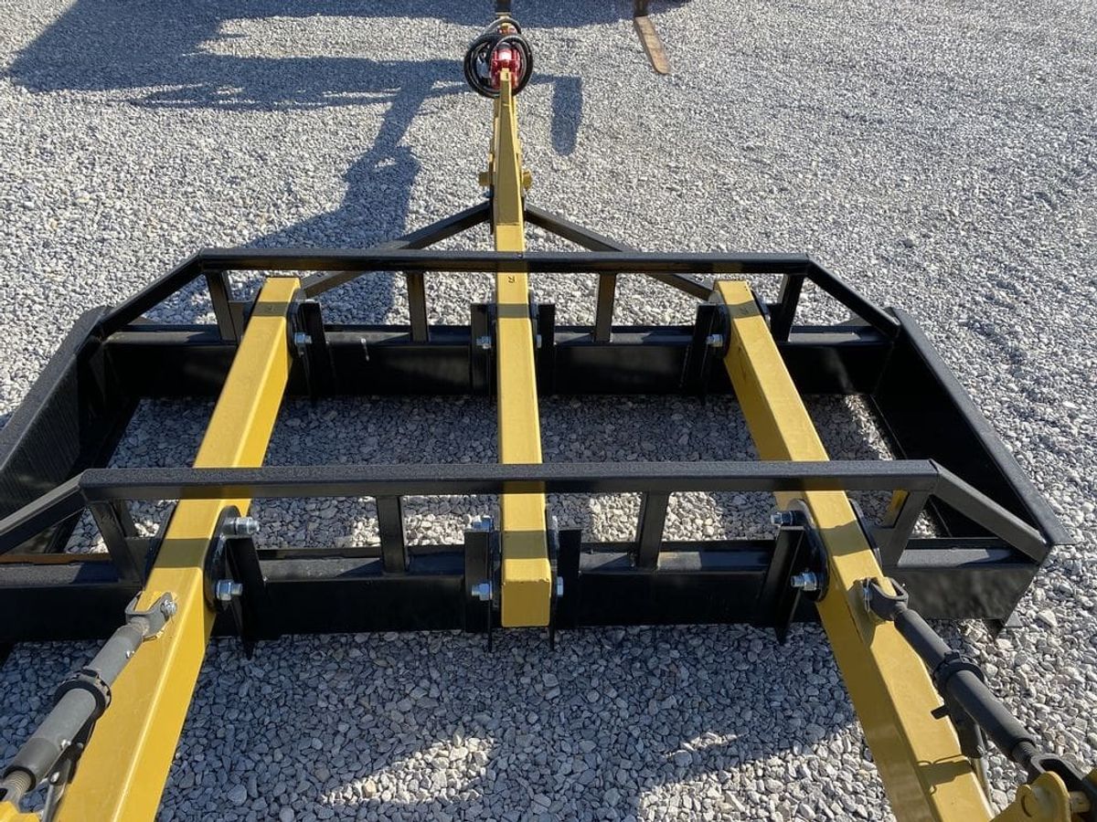 Industrias America 8′ Land Plane_006