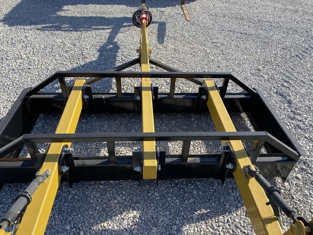 Industrias America 8′ Land Plane_006