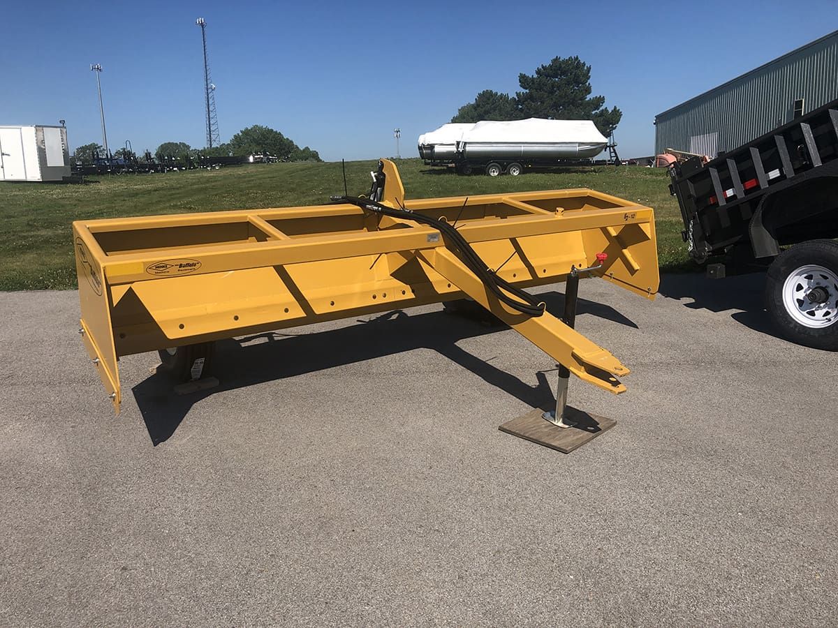 IMG_3736_Henke Buffalo 12′ Estate II Scraper