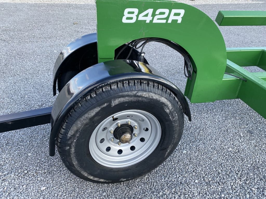 Industrias America 842R Hay Bale Header Trailer_012
