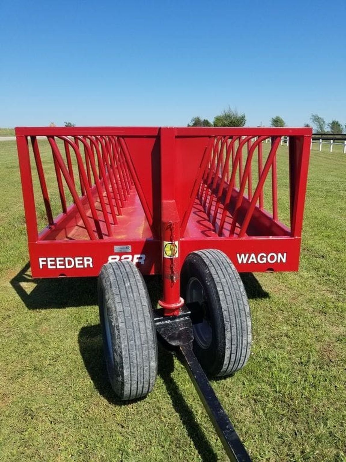Industrias America 24′ 82R Hay Feeder Wagon_006