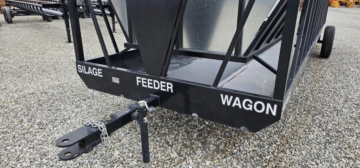 Industrias America 24 FT 94R Silage Wagon (Hitch style w/ Jack)