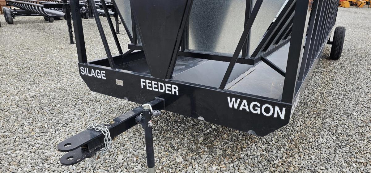 Industrias America 24 FT 94R Silage Wagon (Hitch style w/ Jack)