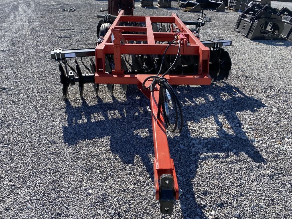 Industrias America Disk 2426 Offset Accessible Carousel_002