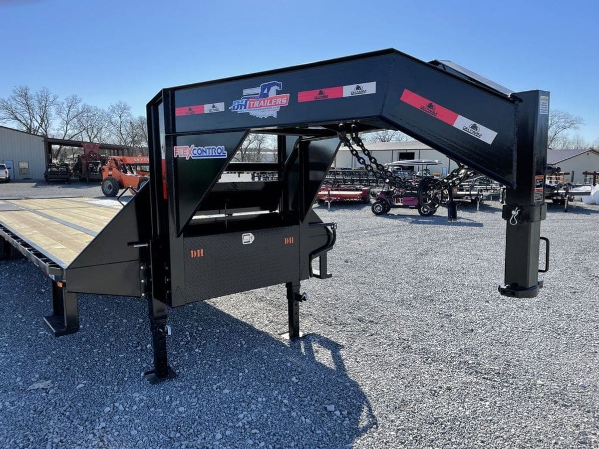 DH Trailers 35 ft Low Pro GN Flatbed Trailer_004